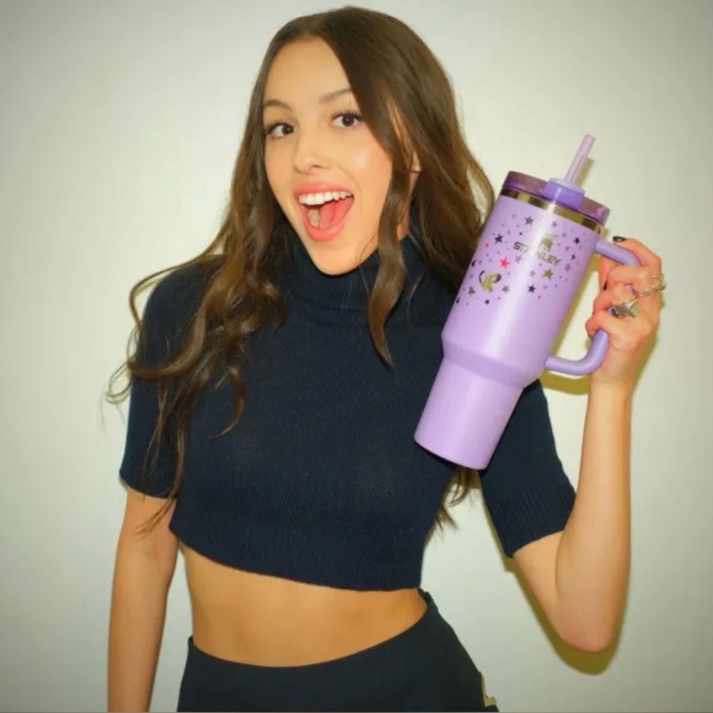 STANLEY X OLIVIA RODRIGO 40 oz Purple Glitter Star Tumbler ( New without Box)